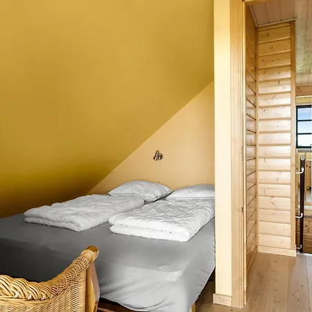 Beautiful Home In Glesborg With Sauna Glesborg