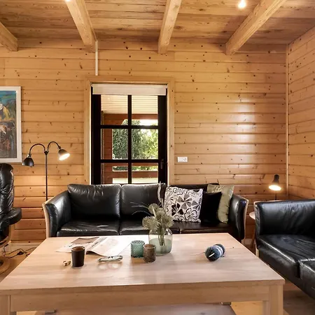 Дом отдыха Beautiful Home In Glesborg With Sauna *
