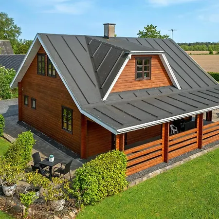 Beautiful Home In Glesborg With Sauna Дом отдыха
