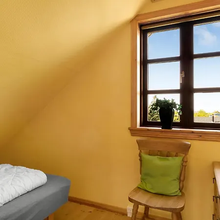 Beautiful Home In Glesborg With Sauna * Glesborg